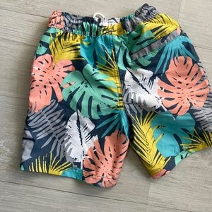 Cat and jack swim sorts - size s (6/7)
